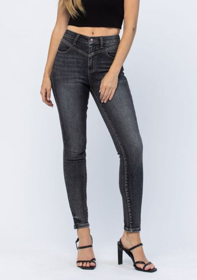 Super cute new Black Denim Judy Blue Jeans - feelingchicboutique